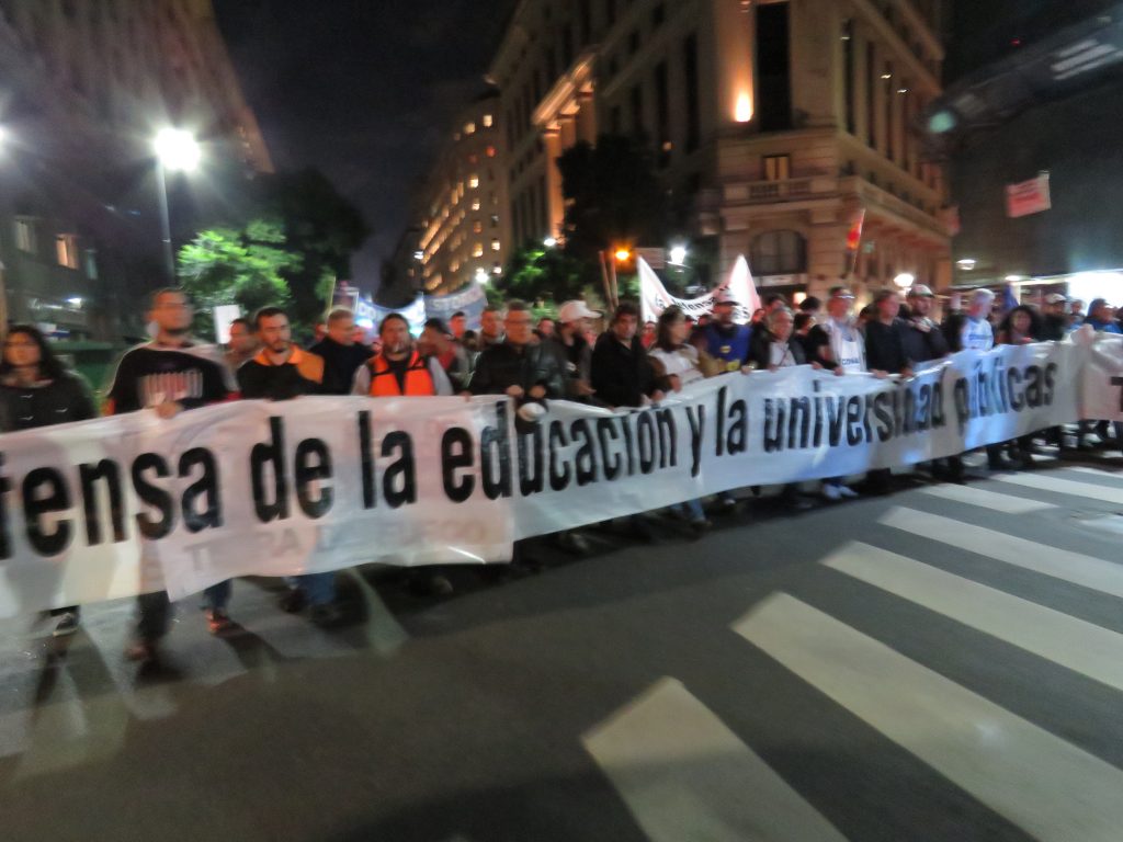 DECLARACIÓN DE CONADU HISTÓRICA: LUCHAMOS POR LA EDUCACIÓN PUBLICA, EL SALARIO Y CONTRA EL AJUSTE Y LOS TARIFAZOS