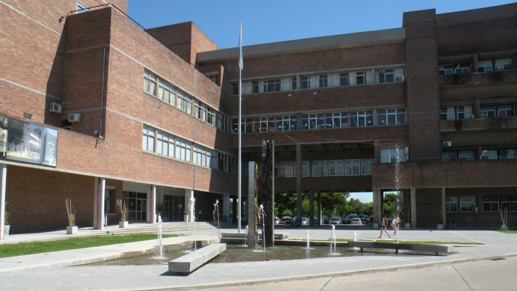 ADUL solicita audiencia el rector de la UNL por la «planificación de dotaciones»