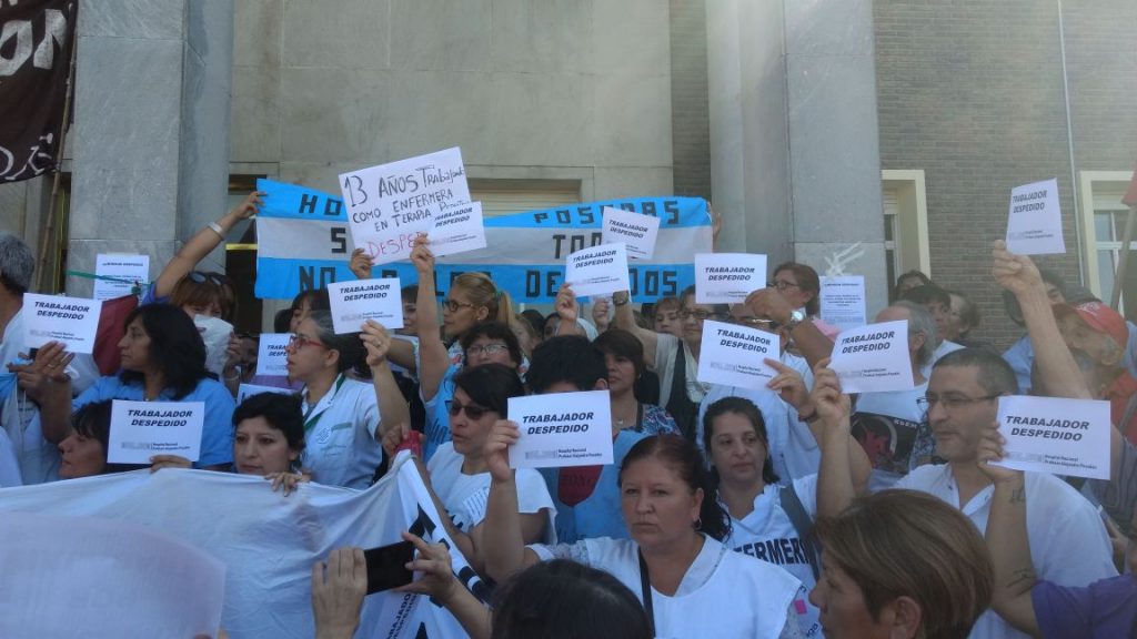 No a los despidos en el Hospital Posadas. Inmediata reincorporación, defendamos la salud pública