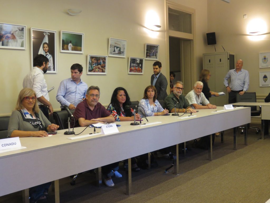 Sin oferta salarial en la primera reunión paritaria de la docencia universitaria y preuniversitaria