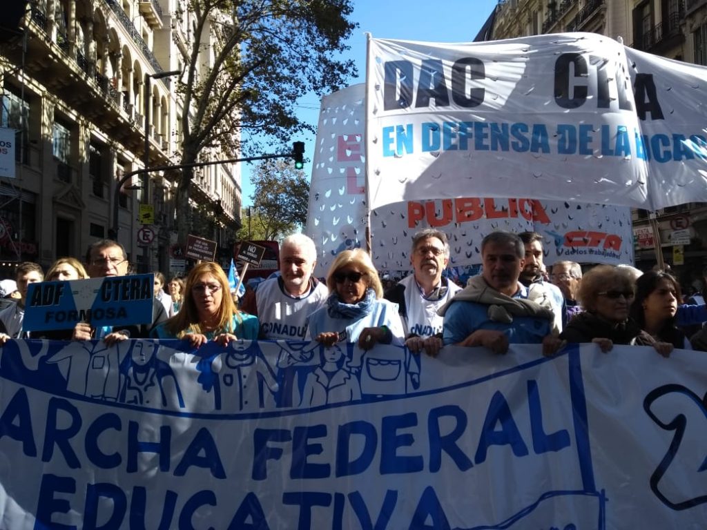 CONADU Histórica presente en la Marcha Federal Educativa, con un masivo paro docente universitario de 48 horas