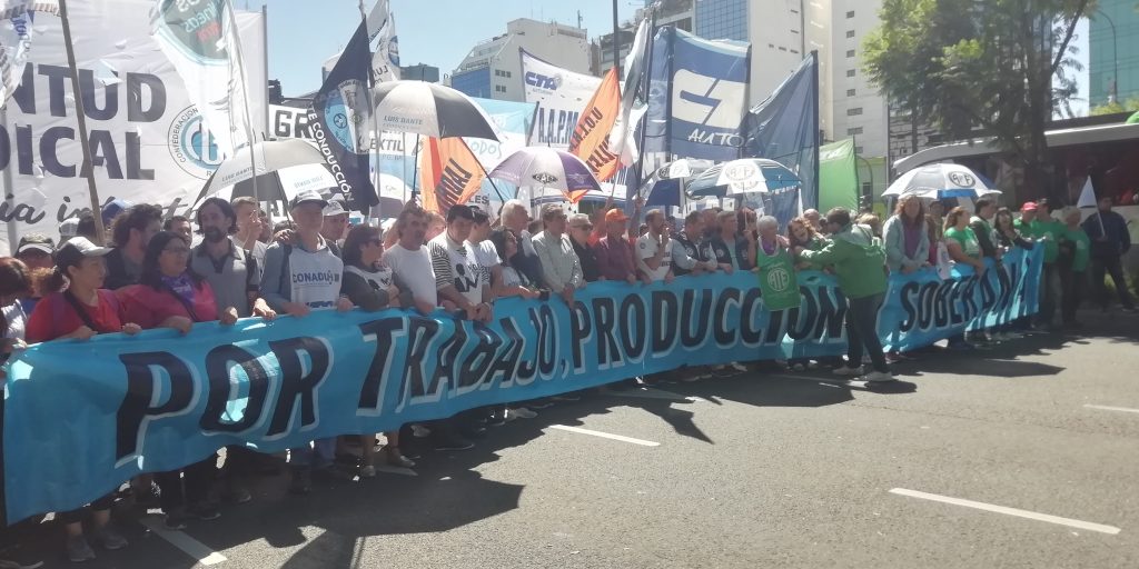 Enorme movilización contra el ajuste y los tarifazos