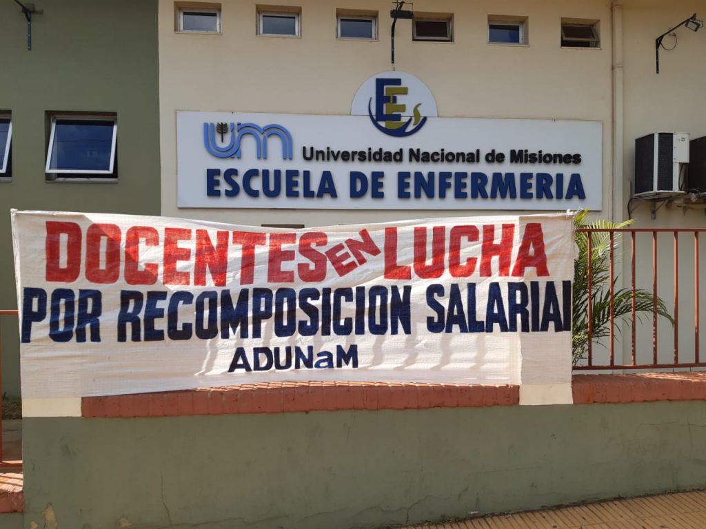 SE REALIZÓ LA JORNADA DE PROTESTA DOCENTE EN LAS UNIVERSIDADES NACIONALES: EL GOBIERNO CONVOCÓ A LA PARITARIA SALARIAL